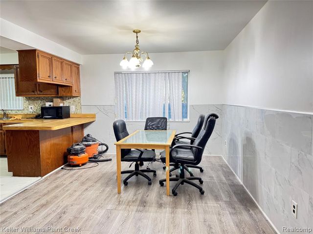 52520 North Avenue, Macomb, MI 48042