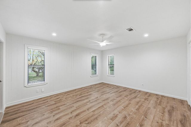 11803 Jess DR, Austin, TX 78737