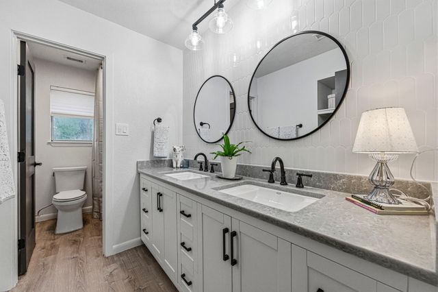 11803 Jess DR, Austin, TX 78737