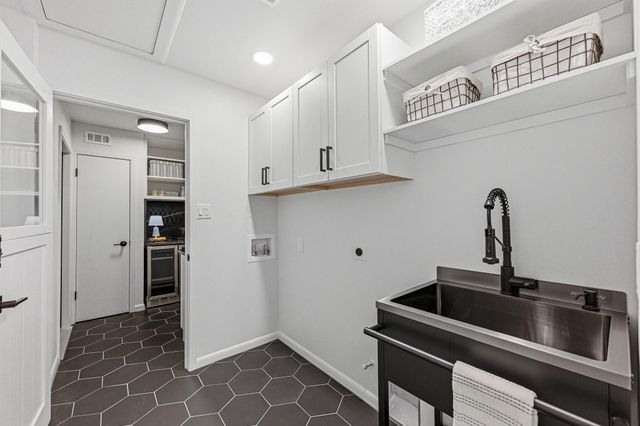 11803 Jess DR, Austin, TX 78737