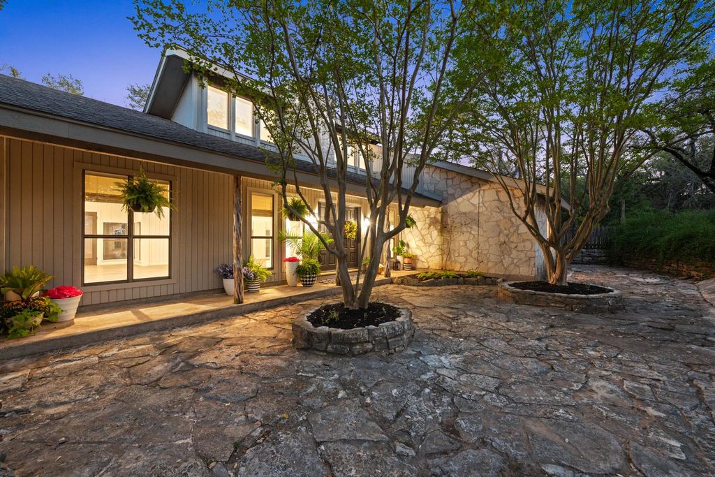 11803 Jess DR, Austin, TX 78737