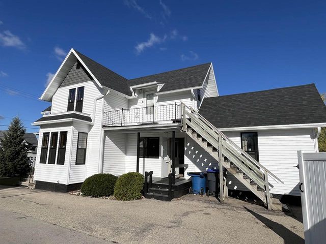 318 S MILL STREET, Hortonville, WI 54944