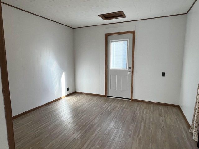 318 S MILL STREET, Hortonville, WI 54944