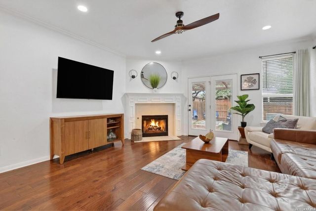 1235 Ganton, San Antonio, TX 78260