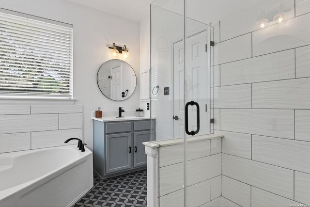 1235 Ganton, San Antonio, TX 78260