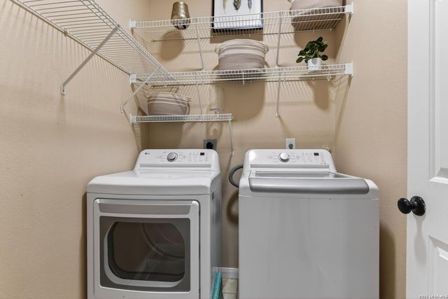 1235 Ganton, San Antonio, TX 78260