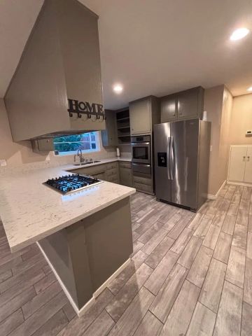 2447 Grove Ave, Corona, CA 92882
