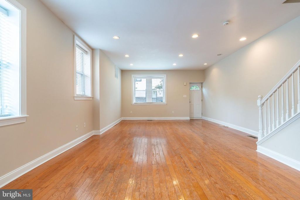 1000 S CHADWICK ST, PHILADELPHIA, PA 19146 — photo 5