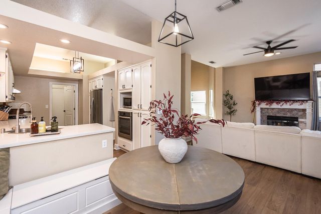 5608 Grand View Ct, Rocklin, CA 95765