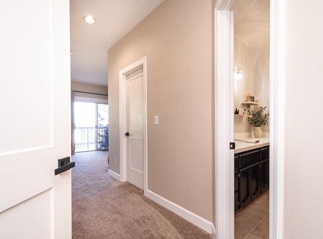 5608 Grand View Ct, Rocklin, CA 95765