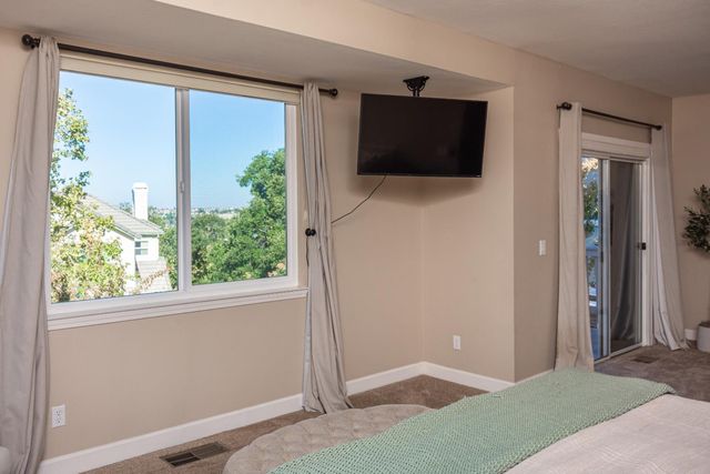 5608 Grand View Ct, Rocklin, CA 95765
