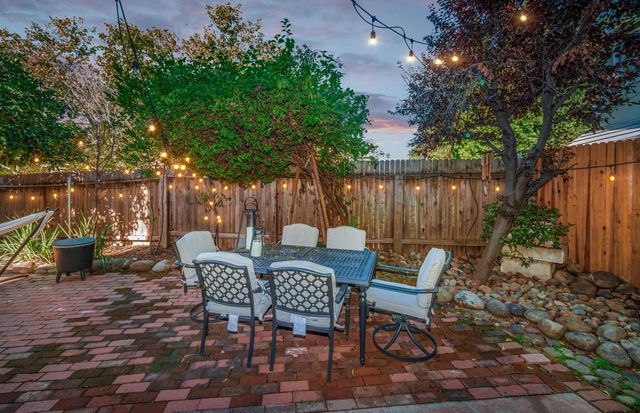 5608 Grand View Ct, Rocklin, CA 95765