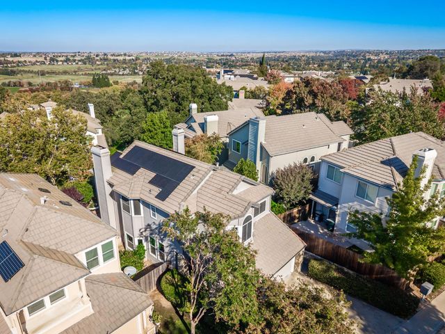 5608 Grand View Ct, Rocklin, CA 95765
