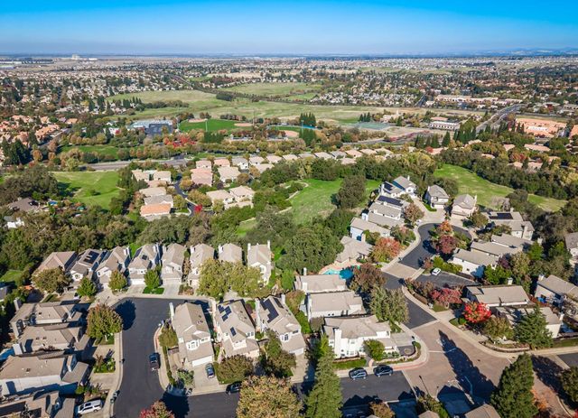5608 Grand View Ct, Rocklin, CA 95765