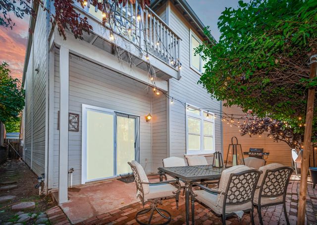 5608 Grand View Ct, Rocklin, CA 95765