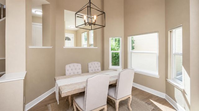 5608 Grand View Ct, Rocklin, CA 95765