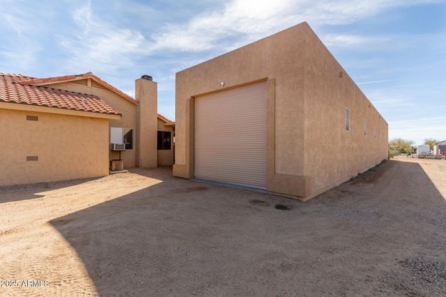205 E IRVINE Road, Phoenix, AZ 85086