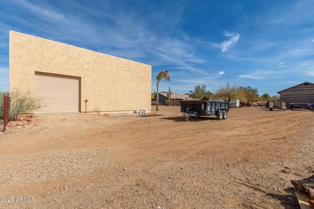 205 E IRVINE Road, Phoenix, AZ 85086