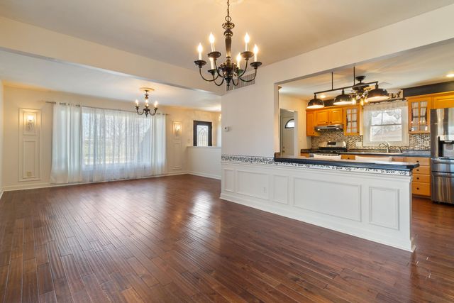 6703 New Jersey Avenue, Hammond, IN 46323