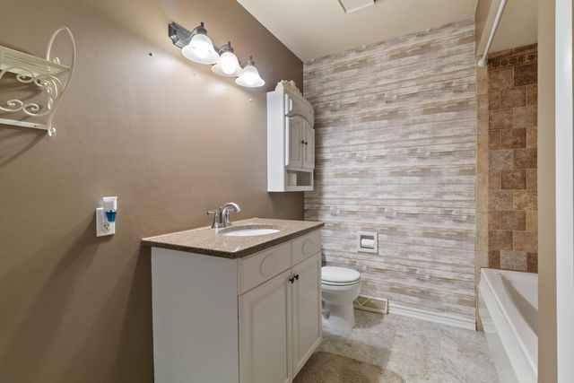 6703 New Jersey Avenue, Hammond, IN 46323