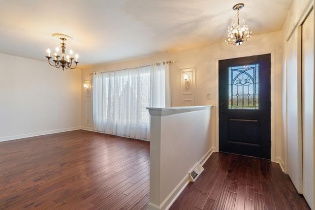 6703 New Jersey Avenue, Hammond, IN 46323