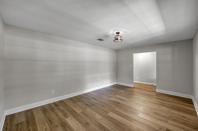 25483 Brushy Creek Drive, Hockley, TX 77447