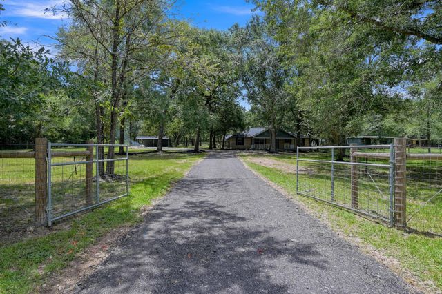 25483 Brushy Creek Drive, Hockley, TX 77447