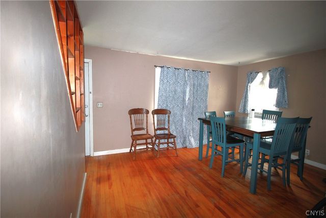 121 Edden Ln Lane, Clay, NY 13212