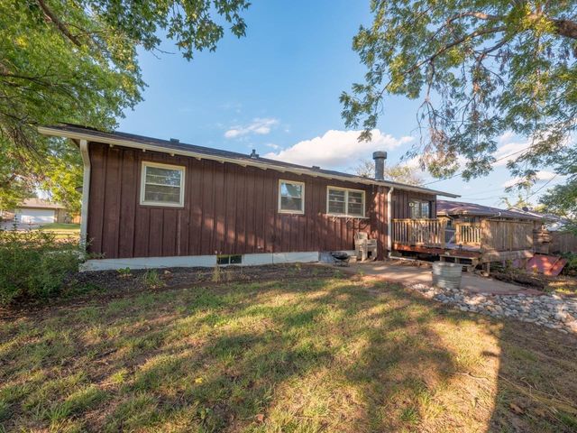 2000 Ruskin Rd, Salina, KS 67401