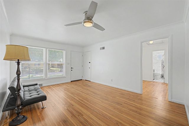 5450 S Boston Avenue, Tulsa, OK 74105