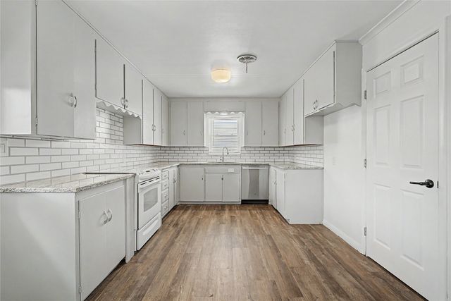 5450 S Boston Avenue, Tulsa, OK 74105
