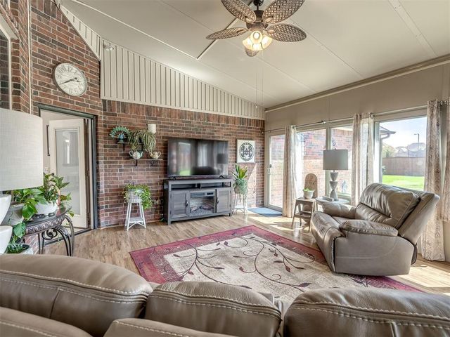 2700 SW 136th Street, Oklahoma City, OK 73170