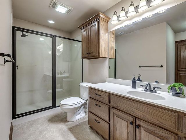 2700 SW 136th Street, Oklahoma City, OK 73170