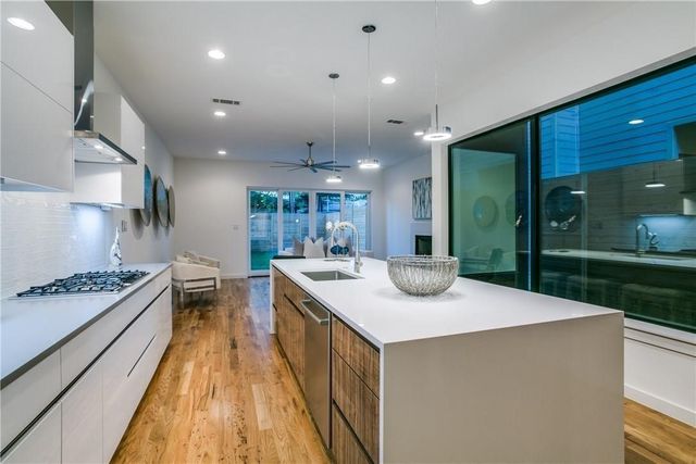 5425 Melrose Avenue, Dallas, TX 75206