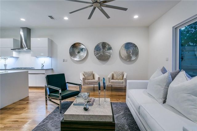 5425 Melrose Avenue, Dallas, TX 75206