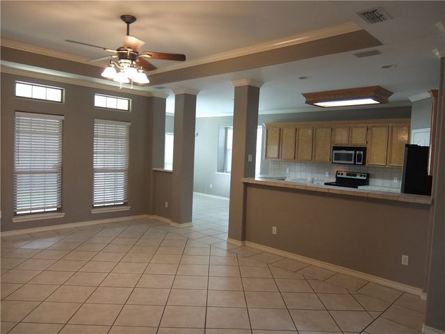 2505 Windrose Dr, Corpus Christi, TX 78414