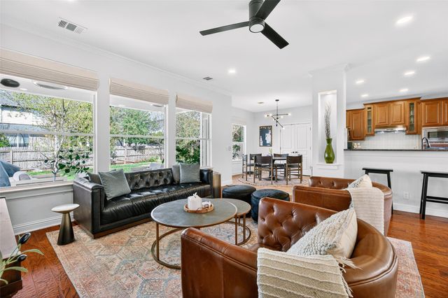 9604 Prescott DR, Austin, TX 78749