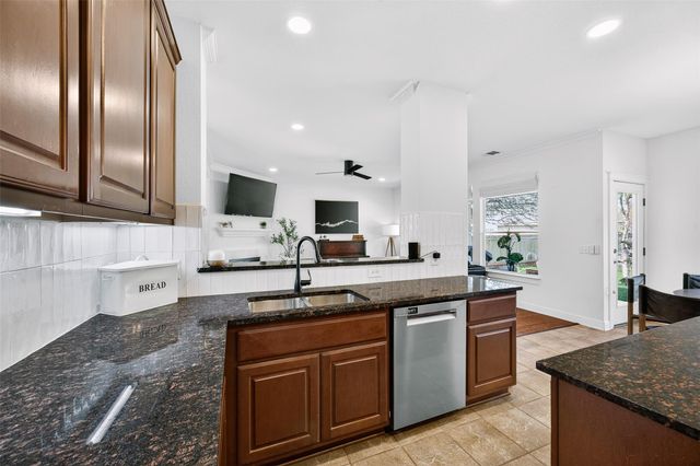 9604 Prescott DR, Austin, TX 78749