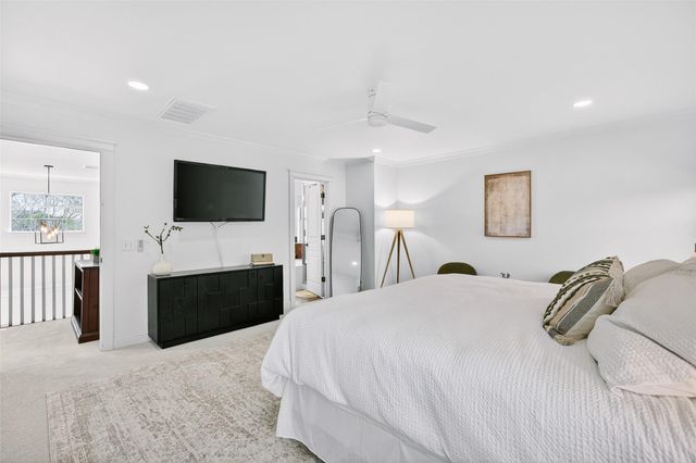 9604 Prescott DR, Austin, TX 78749