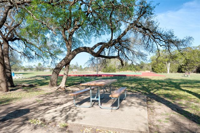 9604 Prescott DR, Austin, TX 78749