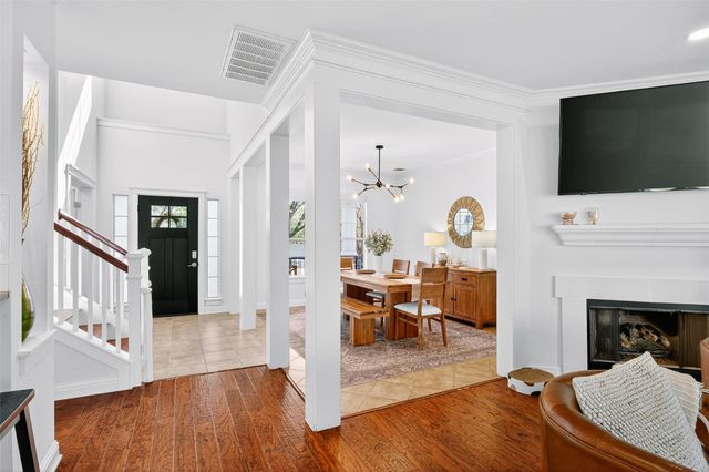 9604 Prescott DR, Austin, TX 78749