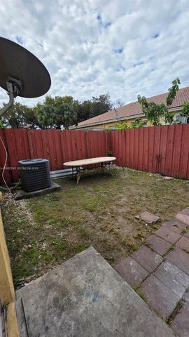 148 SW 15th Rd 148, Homestead, FL 33030