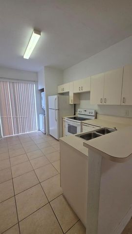 148 SW 15th Rd 148, Homestead, FL 33030