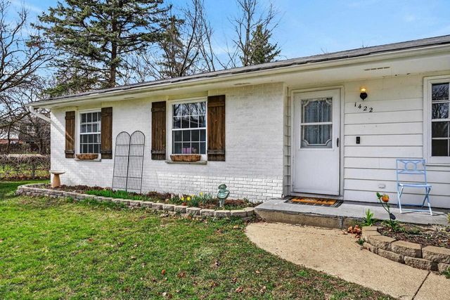 1422 Diamond Court, Sun Prairie, WI 53590