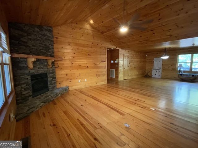 29 Agora Lane 410, Ellijay, GA 30540