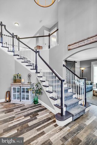 76 CAERNARVON DR, Elverson, PA 19520