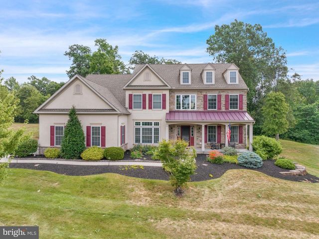 76 CAERNARVON DR, Elverson, PA 19520