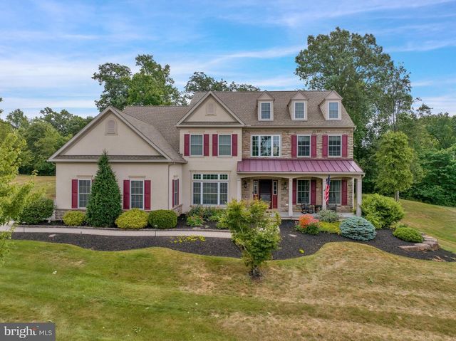 76 CAERNARVON DR, Elverson, PA 19520