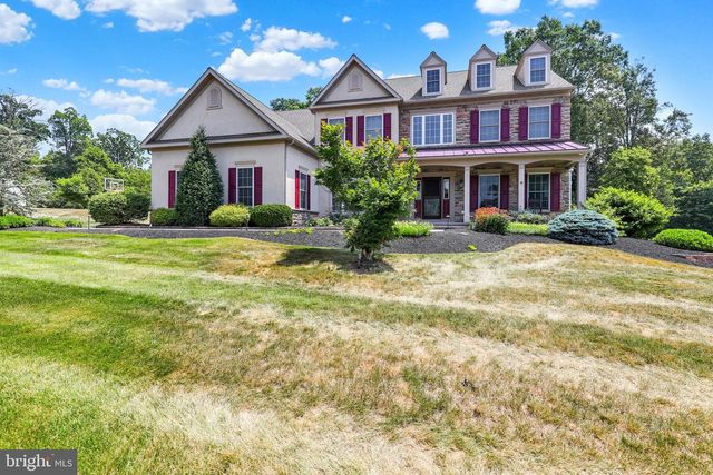 76 CAERNARVON DR, Elverson, PA 19520