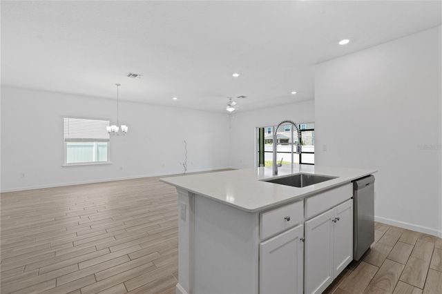 5637 SW 93RD STREET, Ocala, FL 34476